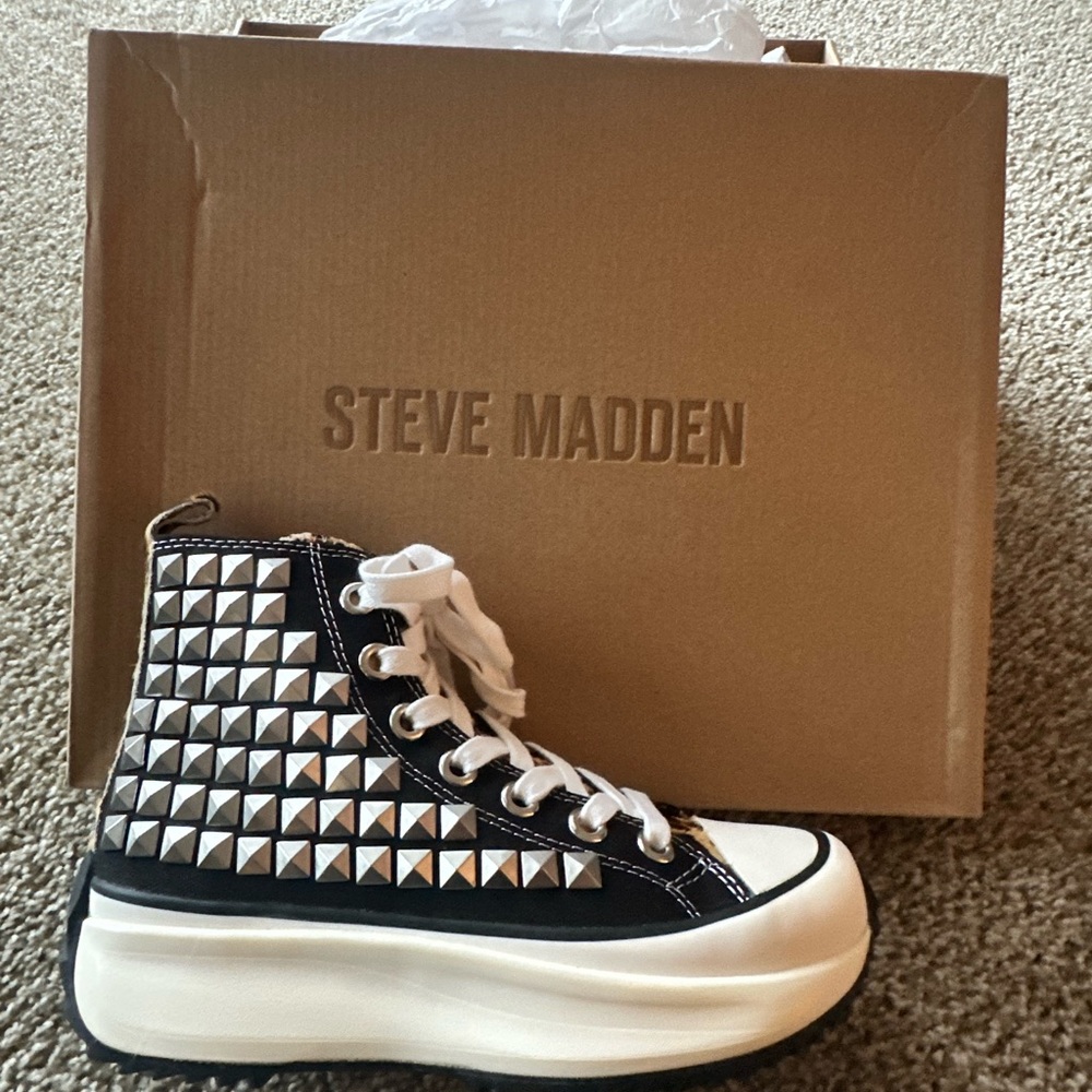 Steve Madden high top stuff sneaker